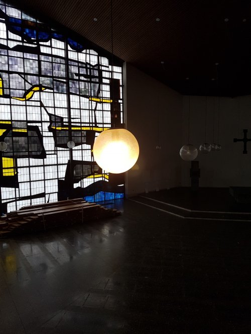 Alte Pendelleuchten Kirche Spelle