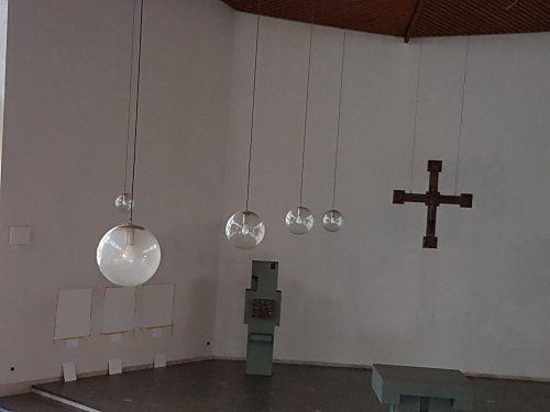 Alte Pendelleuchten Kirche Spelle