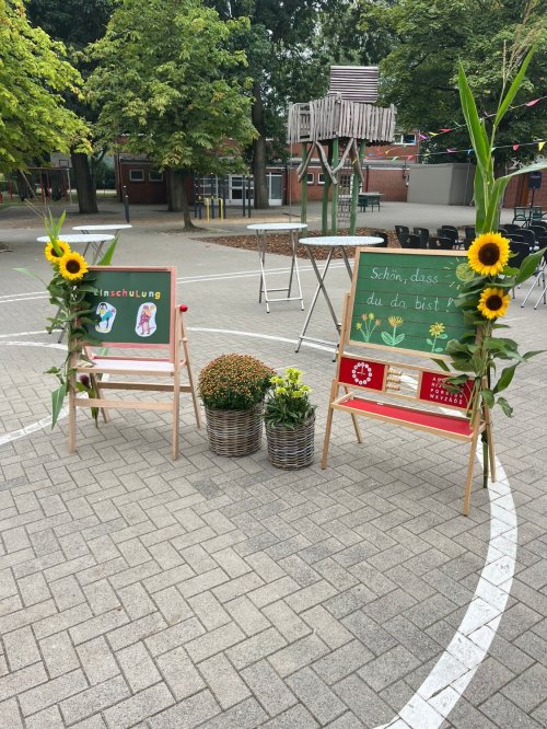  | Schulhof der Grundschule Venhaus