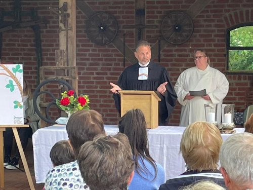 Ökumenischer Pfingstgottesdienst in Lünne